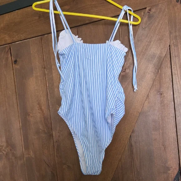 Cupshe Light Blue and White Striped One-Piece Swimsuit - Picture 3 of 5